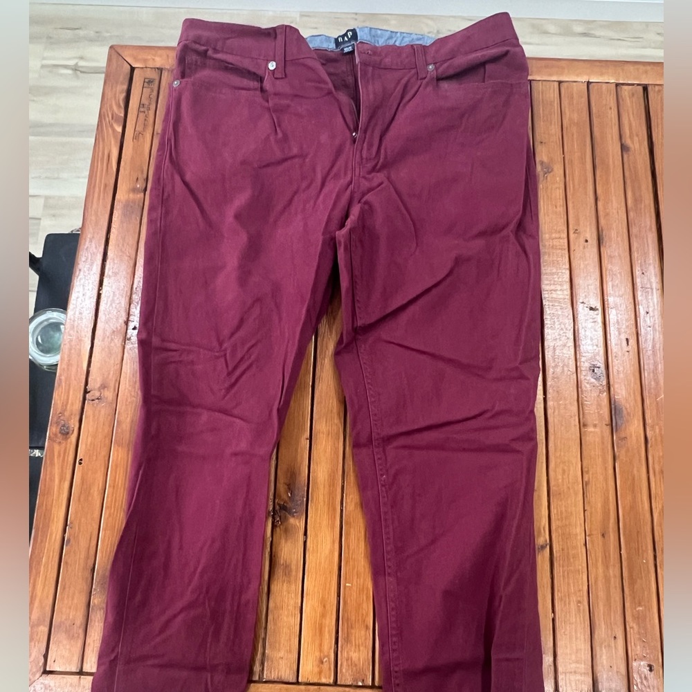 Gap 34x32 slim fit chinos